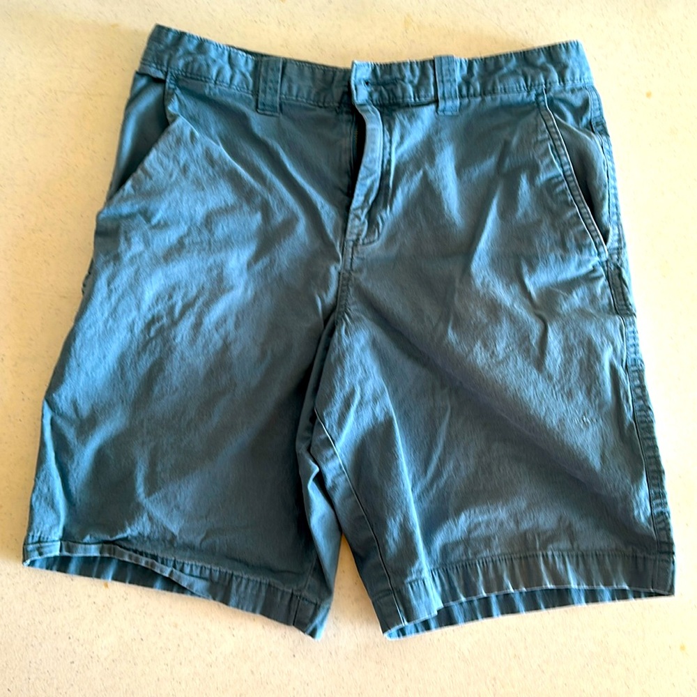Men’s small Magellan summer shorts . Waist 30